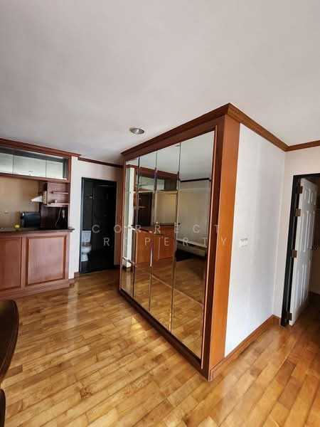 Green Point Silom, Bangkok, 29 Soi Anumanratthanon, Suriyawong, Bang Rak, Bangkok, 2 Bedrooms, 69 sqm, Condo For Rent, by Correct Property, 500162038 - DDproperty.com