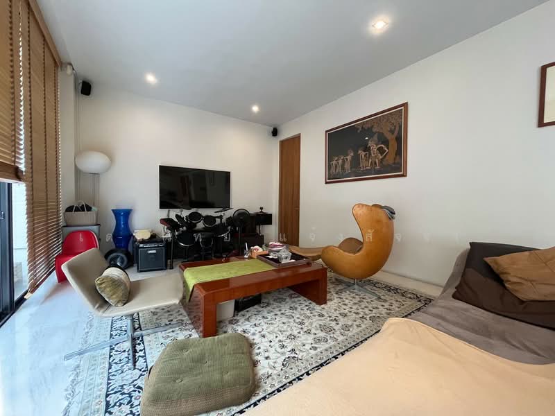 15 Gates, Bangkok, Khlong Chan, Bang Kapi, Bangkok, 4 Bedrooms, 350 sqm, Single Detached House For Sale, by เดชวิทย์ แจ้งสัจจา, 500162046 - DDproperty.com