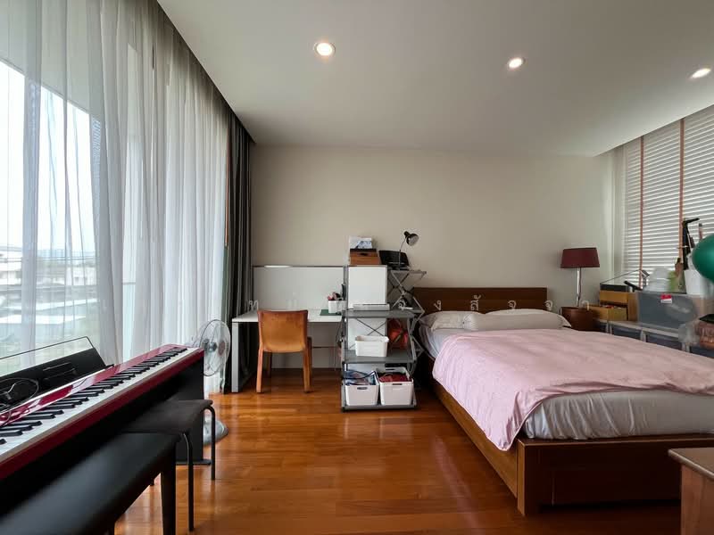 15 Gates, Bangkok, Khlong Chan, Bang Kapi, Bangkok, 4 Bedrooms, 350 sqm, Single Detached House For Sale, by เดชวิทย์ แจ้งสัจจา, 500162046 - DDproperty.com