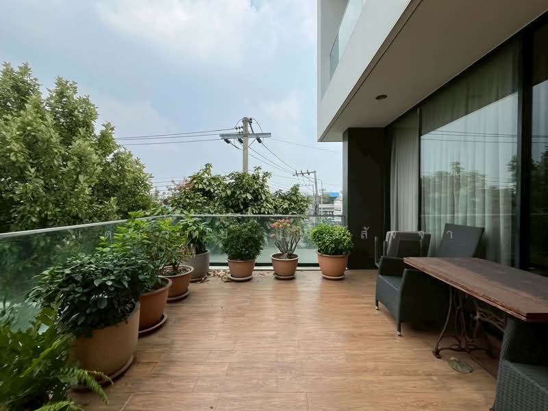 15 Gates, Bangkok, Khlong Chan, Bang Kapi, Bangkok, 4 Bedrooms, 350 sqm, Single Detached House For Sale, by เดชวิทย์ แจ้งสัจจา, 500162046 - DDproperty.com