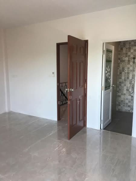 ทาวน์เฮ้าส์วังน้อย พระนครศรีอยุธยา, Phra Nakhon Si Ayutthaya, Phayom, Wang Noi, Phra Nakhon Si Ayutthaya, 2 Bedrooms, 100 sqm, Townhouse For Sale, by The Best Property โบว์, 500162053 - DDproperty.com