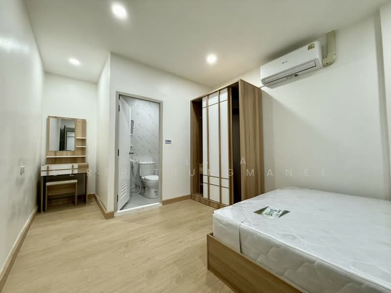 อพาร์ทเม้นท์ 3 ชั้น, Bangkok, Hua Mak, Bang Kapi, Bangkok, , 600 sqm, Shophouse For Sale, by Pimlada Lertritrungmanee, 500162061 - DDproperty.com