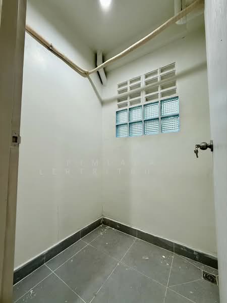 อพาร์ทเม้นท์ 3 ชั้น, กรุงเทพ, หัวหมาก, บางกะปิ, กรุงเทพ, 600 ตร.ม., ตึกแถว-อาคารพาณิชย์ ขาย, โดย Pimlada Lertritrungmanee, 500162061 - DDproperty.com