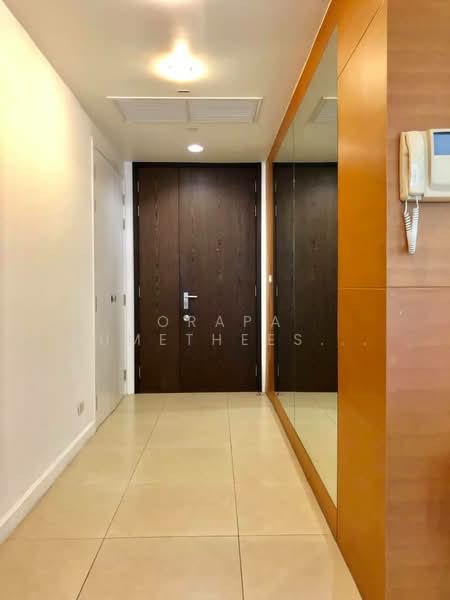 Manhattan Chidlom : แมนฮัตตัน ชิดลม, กรุงเทพ, 1032 ซอย เพชรบุรี 32, มักกะสัน, ราชเทวี, กรุงเทพ, 58 ตร.ม., คอนโด ขาย, โดย Orapa Sumetheesirisakul, 500162064 - DDproperty.com