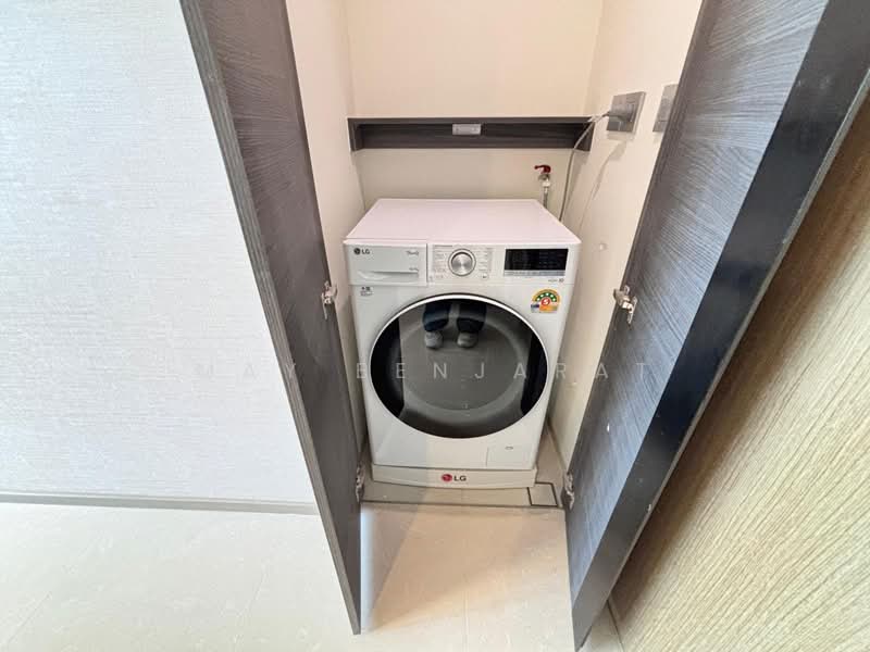 The Esse Asoke, Bangkok, 333 Soi Sukhumvit 21, Sukhumvit Road, Khlongtoei Nua, Watthana, Bangkok, 1 Bedroom, 45 sqm, Condo For Rent, by May Benjarat, 500162087 - DDproperty.com