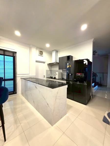 The City Ekkamai-Ladprao, Bangkok, Pradit Manutham Road, Phlapphla, Wang Thonglang, Bangkok, 4 Bedrooms, 337 sqm, Single Detached House For Rent, by Mint Manassanan, 500162107 - DDproperty.com