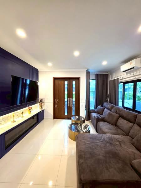 The City Ekkamai-Ladprao, Bangkok, Pradit Manutham Road, Phlapphla, Wang Thonglang, Bangkok, 4 Bedrooms, 337 sqm, Single Detached House For Rent, by Mint Manassanan, 500162107 - DDproperty.com