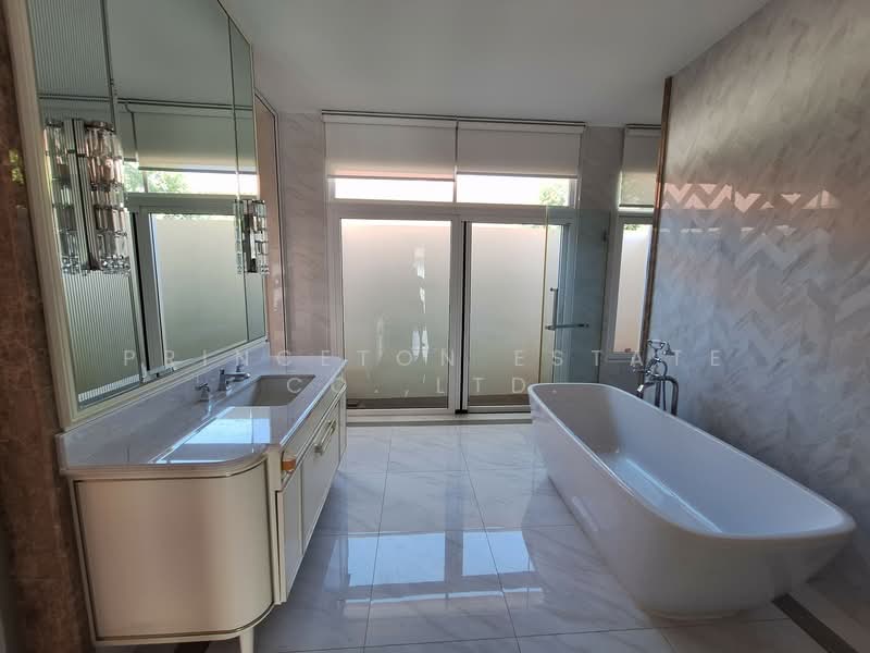 Nantawan Bangna Km.7, Samut Prakan, 98 Bangna-Trad Road, Bang Kaeo, Bang Plee, Samut Prakan, 4 Bedrooms, 403 sqm, Single Detached House For Rent, by Princeton Estate Co.,Ltd., 500162173 - DDproperty.com