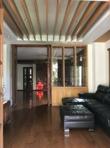 3-BR House, Bangkok, Bang Kae Nua, Bang Khae, Bangkok, 3 Bedrooms, 230 sqm, Single Detached House For Sale, by Intouch Abhinorasaeth, 500162267 - DDproperty.com