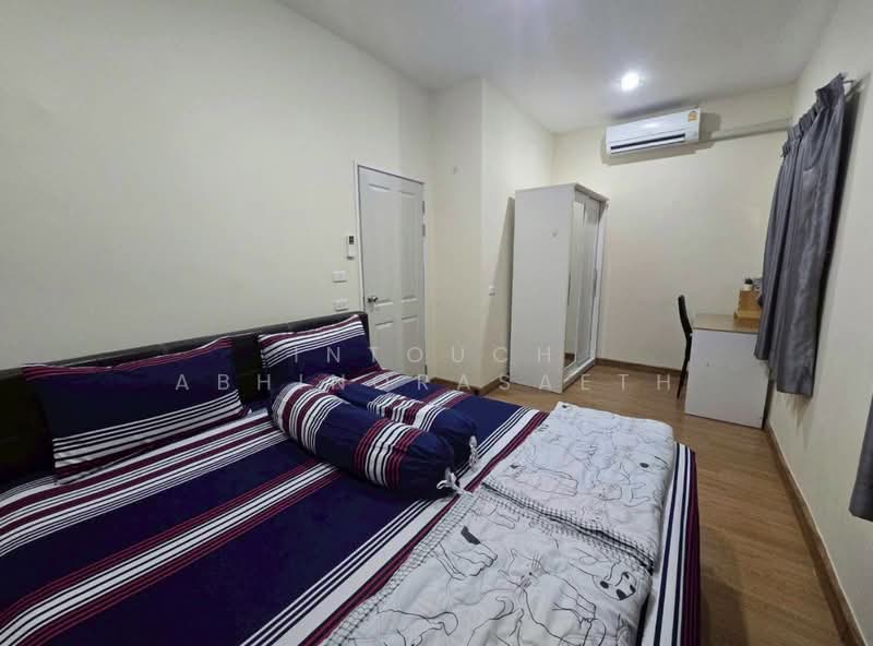 Golden Town 3 Bangna-Suanluang, Bangkok, Kanchanaphisek Road, Prawet, Prawet, Bangkok, 3 Bedrooms, 150 sqm, Townhouse For Sale, by Intouch Abhinorasaeth, 500162277 - DDproperty.com