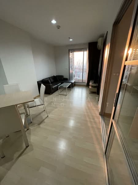 Rhythm Ratchada, Bangkok, 558 Ratchadaphisek Road, Samsen Nok, Huai Khwang, Bangkok, 1 Bedroom, 46 sqm, Condo For Sale, by Banjarat Thanomchat, 500162354 - DDproperty.com