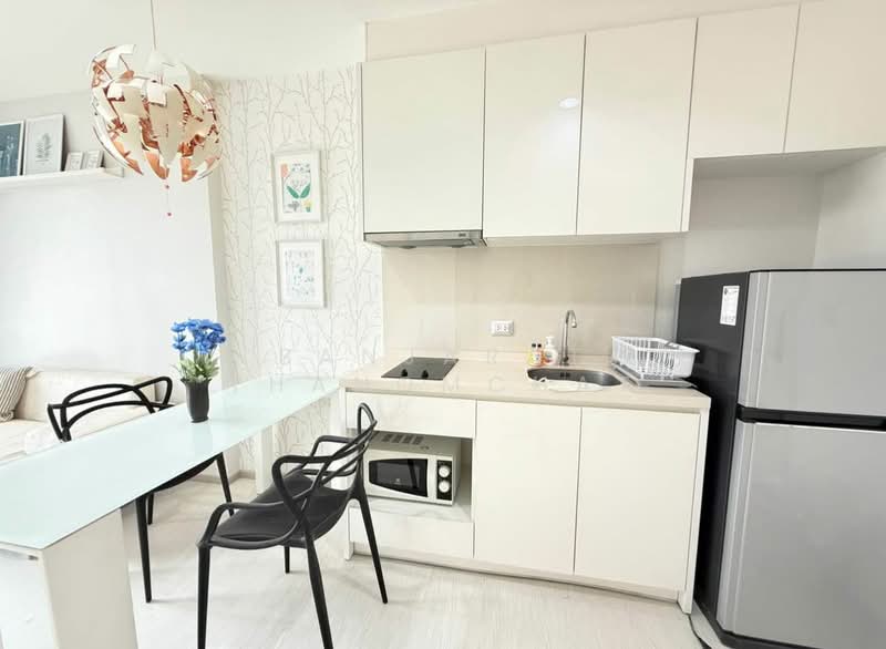 Rhythm Sukhumvit 42, Bangkok, Soi Sukhumvit 42, Sukhumvit Road, Phra Kanong, Khlong Toei, Bangkok, 1 Bedroom, 35 sqm, Condo For Rent, by Banjarat Thanomchat, 500162404 - DDproperty.com