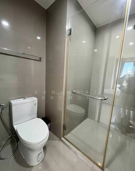Rhythm Sukhumvit 42, Bangkok, Soi Sukhumvit 42, Sukhumvit Road, Phra Kanong, Khlong Toei, Bangkok, 1 Bedroom, 35 sqm, Condo For Rent, by Banjarat Thanomchat, 500162404 - DDproperty.com