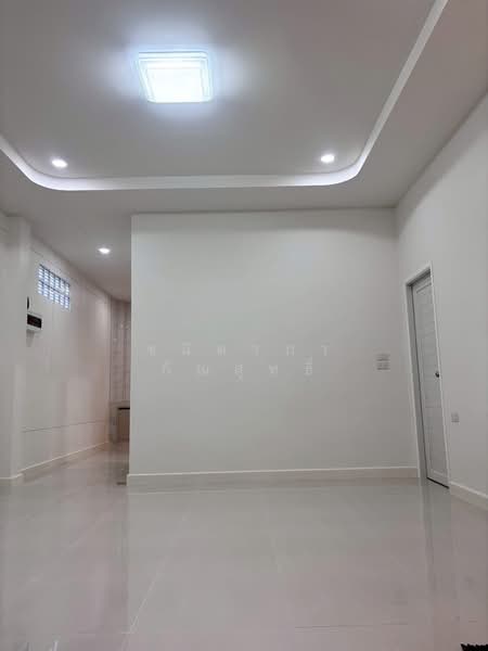 ทาวน์โฮม ใจกลางเมืองหาดใหญ่, สงขลา, หาดใหญ่, หาดใหญ่, สงขลา, 185 ตร.ม., ทาวน์เฮ้าส์ ขาย, โดย ชนิดาภา กัณสุทธิ์, 500162444 - DDproperty.com