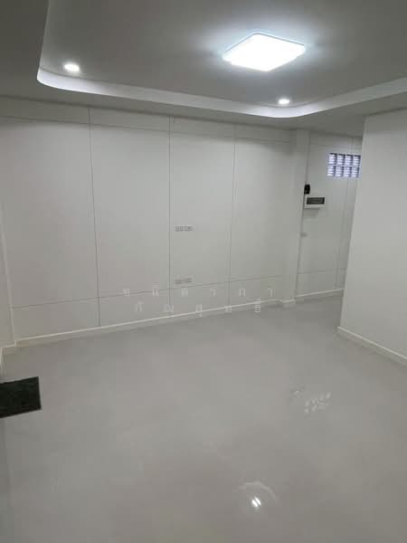 ทาวน์โฮม ใจกลางเมืองหาดใหญ่, Songkhla, Hat-Yai, Hat Yai, Songkhla, 3 Bedrooms, 185 sqm, Townhouse For Sale, by ชนิดาภา กัณสุทธิ์, 500162444 - DDproperty.com