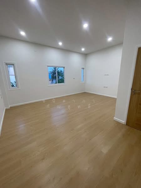 ทาวน์โฮม ใจกลางเมืองหาดใหญ่, Songkhla, Hat-Yai, Hat Yai, Songkhla, 3 Bedrooms, 185 sqm, Townhouse For Sale, by ชนิดาภา กัณสุทธิ์, 500162444 - DDproperty.com