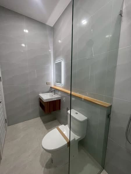 ทาวน์โฮม ใจกลางเมืองหาดใหญ่, Songkhla, Hat-Yai, Hat Yai, Songkhla, 3 Bedrooms, 185 sqm, Townhouse For Sale, by ชนิดาภา กัณสุทธิ์, 500162444 - DDproperty.com