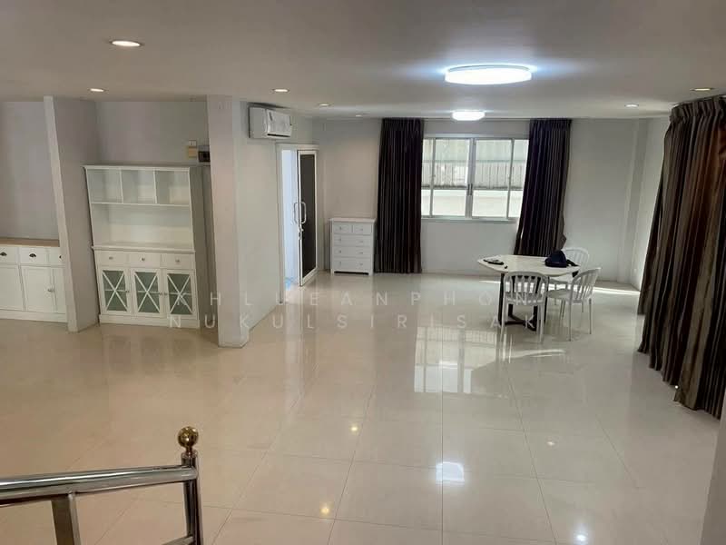 For Rent - Arena Garden Onnut 44, Bangkok