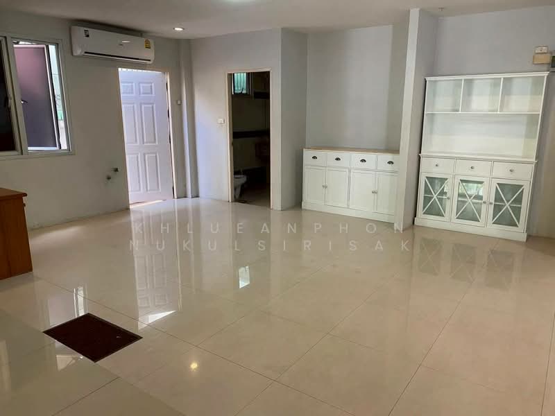 For Rent - Arena Garden Onnut 44, Bangkok