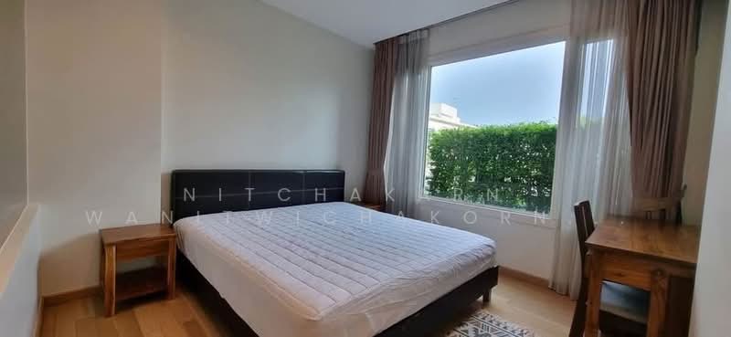 Siri At Sukhumvit, Bangkok, 902 Sukhumvit Road, Phra Kanong, Khlong Toei, Bangkok, 2 Bedrooms, 71 sqm, Condo For Rent, by Nitchakarn Wanitwichakornkit , 500162508 - DDproperty.com