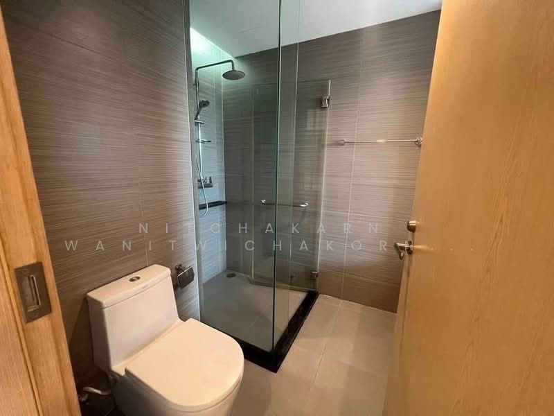 Siri At Sukhumvit, Bangkok, 902 Sukhumvit Road, Phra Kanong, Khlong Toei, Bangkok, 2 Bedrooms, 71 sqm, Condo For Rent, by Nitchakarn Wanitwichakornkit , 500162508 - DDproperty.com