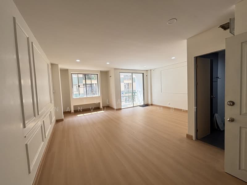 The Parkland Bangna, Bangkok, Soi Bangna-Trat 37 Bangna-Trat Road, Bang Na, Bang Na, Bangkok, 1 Bedroom, 38 sqm, Condo For Sale, by Kulanat Ananvutisombat, 500162573 - DDproperty.com