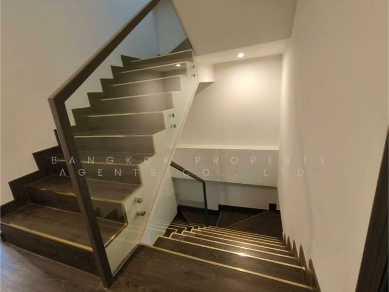 Single House Sukhumvit 65 Ekkamai, Bangkok, Phra Kanong Nua, Watthana, Bangkok, 4 Bedrooms, 330 sqm, Single Detached House For Sale, by BANGKOK PROPERTY AGENTS CO., LTD., 500162584 - DDproperty.com