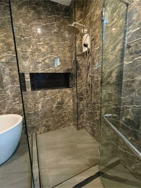 Single House Sukhumvit 65 Ekkamai, Bangkok, Phra Kanong Nua, Watthana, Bangkok, 4 Bedrooms, 330 sqm, Single Detached House For Sale, by BANGKOK PROPERTY AGENTS CO., LTD., 500162584 - DDproperty.com