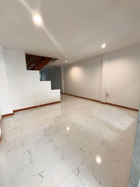 Suthavee Cluster House, Samut Prakan, Bang Phli-Tamru Road, Bangphli Yai, Bang Plee, Samut Prakan, 4 Bedrooms, 200 sqm, Townhouse For Rent, by พิมพ์ภัทรา แจ่มอุลิตรัตน, 500162649 - DDproperty.com