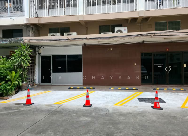 กรุงเทพ, Bangkok, Bang Chak, Phra Khanong, Bangkok, , 200 sqm, Office Space For Rent, by Thiya Chaysabut, 500162659 - DDproperty.com