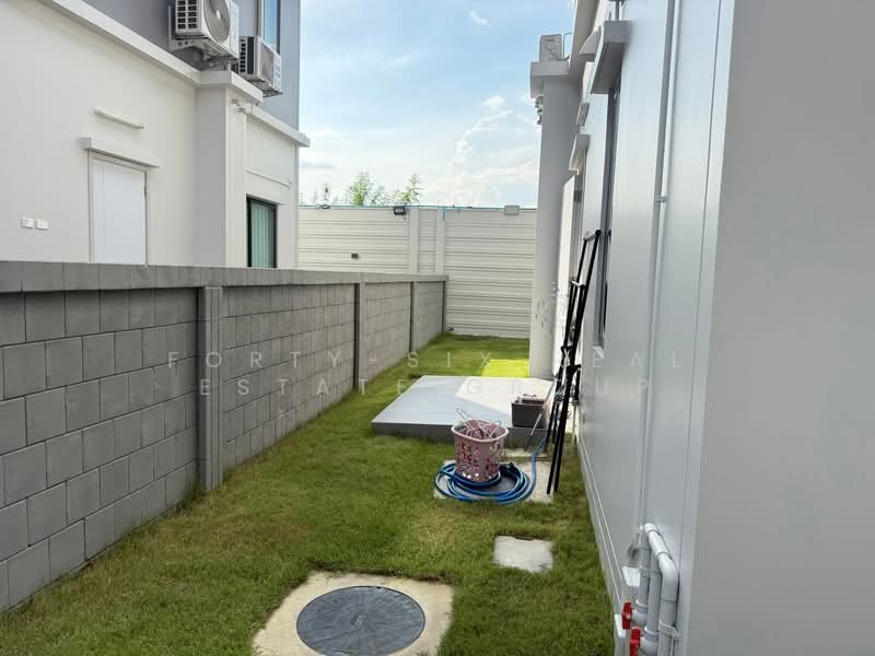 Britania Bangna-Srivaree : บริทาเนีย บางนา-ศรีวารี, สมุทรปราการ, หมู่ที่ 6, ศีรษะจรเข้ใหญ่, บางเสาธง, สมุทรปราการ, 190 ตร.ม., บ้านเดี่ยว ให้เช่า, โดย Forty-Six Real Estate Group, 500162676 - DDproperty.com