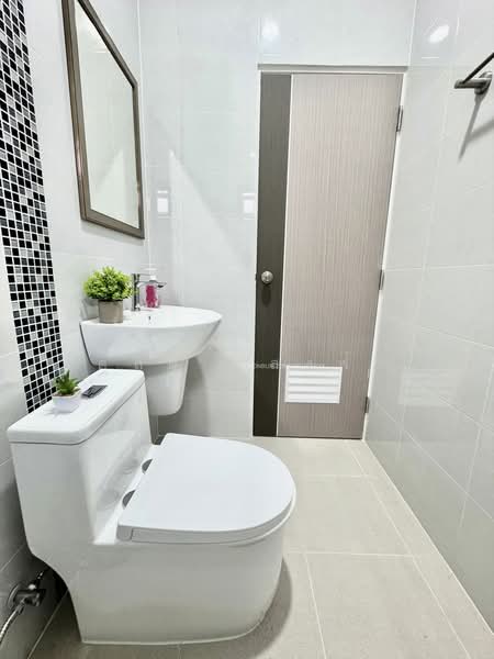 ขายบ้านเดี่ยวมือหนึ่ง ม.ศิริพร2 ไร่กล้วย ศรีราชา, Chon Buri (Pattaya), Surasak, Si Racha, Chon Buri (Pattaya), 3 Bedrooms, 150 sqm, Single Detached House For Sale, by Dusit Saengfa, 500162686 - DDproperty.com