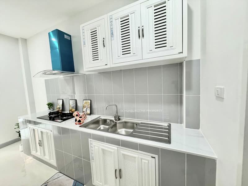 ขายบ้านเดี่ยวมือหนึ่ง ม.ศิริพร2 ไร่กล้วย ศรีราชา, Chon Buri (Pattaya), Surasak, Si Racha, Chon Buri (Pattaya), 3 Bedrooms, 150 sqm, Single Detached House For Sale, by Dusit Saengfa, 500162686 - DDproperty.com