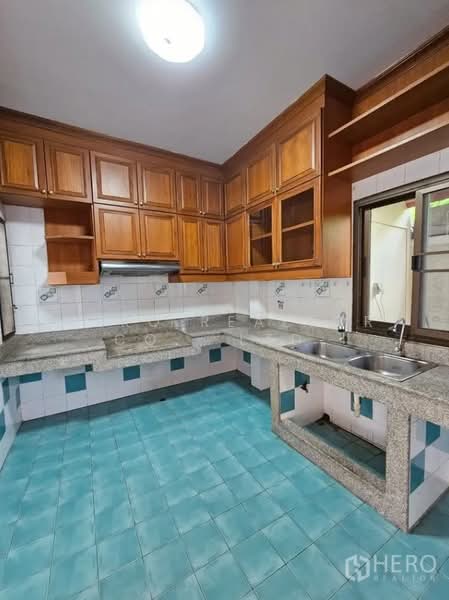 For rent Home Office 800 sqm in Khlong Chaokhun Sing, Wang Thonglang, Bangkok hre00230, Bangkok, Khlong Chaokhun Sing, Wang Thonglang, Bangkok, , 800 sqm, Office Space For Rent, by Hero Realtor Co., Ltd., 500162699 - DDproperty.com