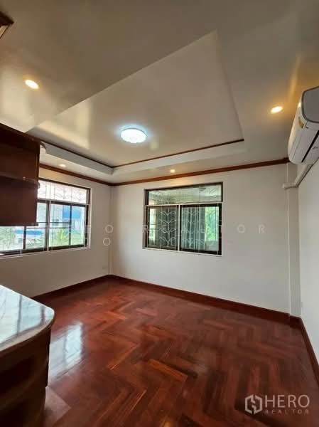 For rent Home Office 800 sqm in Khlong Chaokhun Sing, Wang Thonglang, Bangkok hre00230, Bangkok, Khlong Chaokhun Sing, Wang Thonglang, Bangkok, , 800 sqm, Office Space For Rent, by Hero Realtor Co., Ltd., 500162699 - DDproperty.com