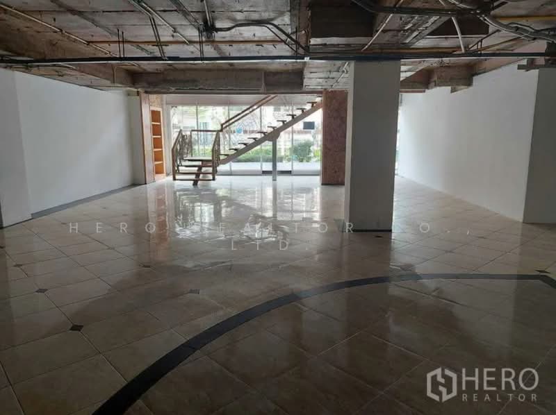 ให้เช่าพื้นที่ค้าปลีก 311 ตร.ม. ลุมพินี ปทุมวัน กรุงเทพฯ bre18428, กรุงเทพ, ลุมพินี, ปทุมวัน, กรุงเทพ, 311 ตร.ม., พื้นที่ขายของ ให้เช่า, โดย Hero Realtor Co., Ltd., 500162710 - DDproperty.com