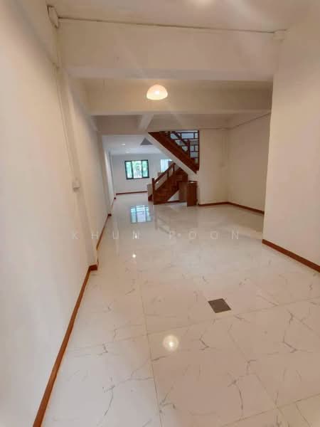 For Rent! 3-Storey Townhome | Pet Friendly | Company Registration Allowed (SPSSR97), Samut Prakan, ถ. เทพารักษ์ หม.10, Thepharak, Muang Samut Prakarn, Samut Prakan, 4 Bedrooms, 72 sqm, Townhouse For Rent, by Khun Poon, 500162723 - DDproperty.com