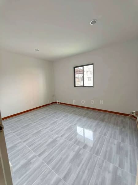 For Rent! 3-Storey Townhome | Pet Friendly | Company Registration Allowed (SPSSR97), Samut Prakan, ถ. เทพารักษ์ หม.10, Thepharak, Muang Samut Prakarn, Samut Prakan, 4 Bedrooms, 72 sqm, Townhouse For Rent, by Khun Poon, 500162723 - DDproperty.com