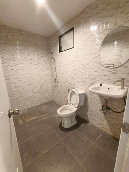 For Rent! 3-Storey Townhome | Pet Friendly | Company Registration Allowed (SPSSR97), Samut Prakan, ถ. เทพารักษ์ หม.10, Thepharak, Muang Samut Prakarn, Samut Prakan, 4 Bedrooms, 72 sqm, Townhouse For Rent, by Khun Poon, 500162723 - DDproperty.com