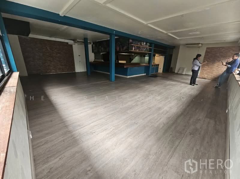 ให้เช่าพื้นที่ค้าปลีก 156 ตร.ม. คลองตันเหนือ วัฒนา ใกล้ BTS ทองหล่อ bre22372, กรุงเทพ, คลองตันเหนือ, วัฒนา, กรุงเทพ, 156 ตร.ม., พื้นที่ขายของ ให้เช่า, โดย Hero Realtor Co., Ltd., 500162731 - DDproperty.com