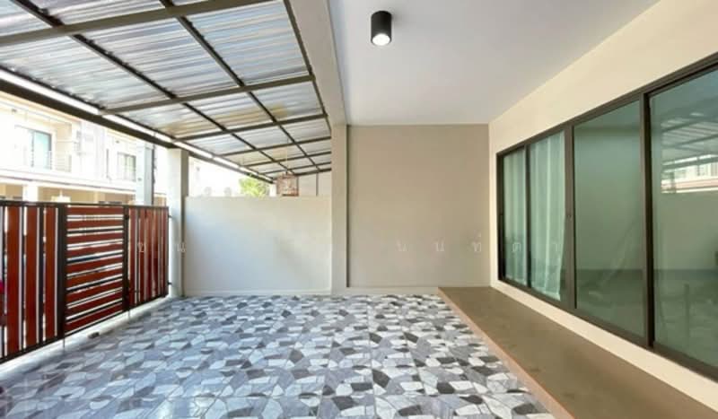 รัชธานี 11, ปทุมธานี, บึงน้ำรักษ์, ธัญบุรี, ปทุมธานี, 85 ตร.ม., ทาวน์เฮ้าส์ ขาย, โดย ชนะชาติ นนท์ตา, 500162735 - DDproperty.com