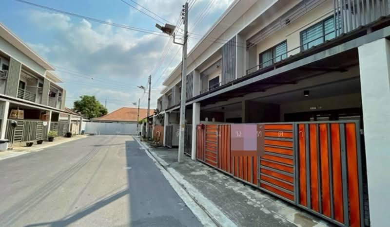 รัชธานี 11, ปทุมธานี, บึงน้ำรักษ์, ธัญบุรี, ปทุมธานี, 85 ตร.ม., ทาวน์เฮ้าส์ ขาย, โดย ชนะชาติ นนท์ตา, 500162735 - DDproperty.com