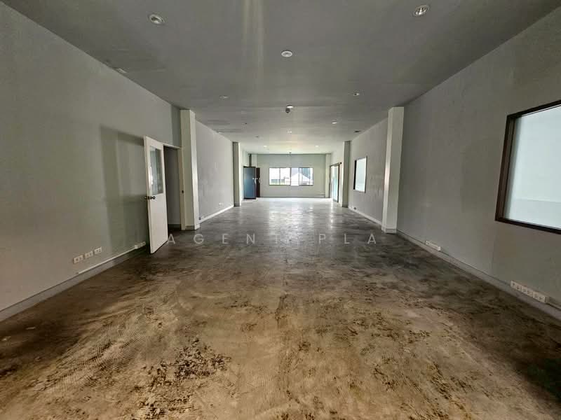 For Rent: 2-Storey Office Building with Warehouse – Sukhumvit 66/1 (SPSP643), Bangkok, สุขุมวิท 64/1, Bang Chak, Phra Khanong, Bangkok, , 1,015 sqm, Office Space For Rent, by Agent Pla, 500162759 - DDproperty.com