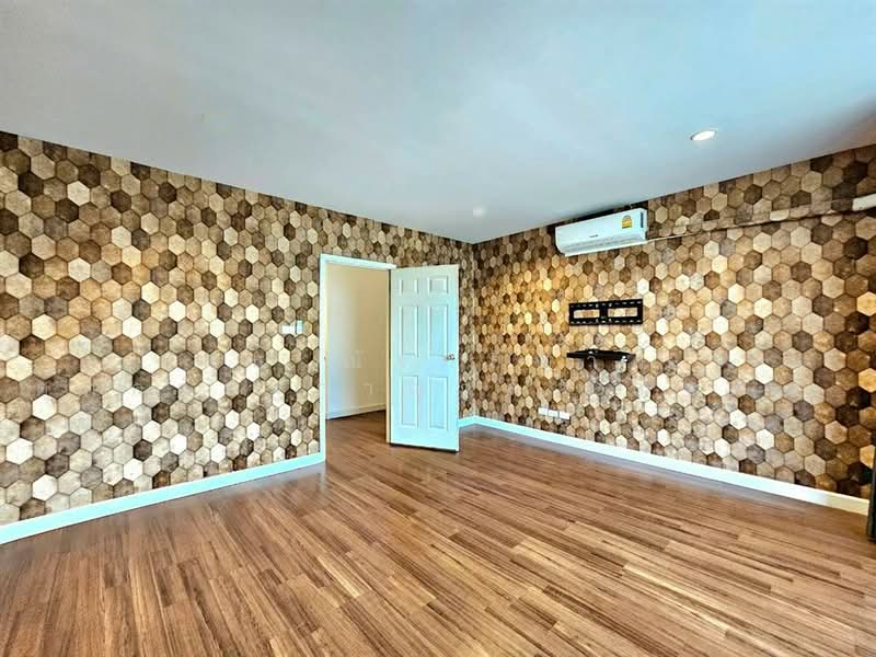 อาคารพาณิชย์ 4 ชั้น 26.6 ตร.ว. หมู่บ้านเดอะรักษ์ รามอินทรา 65 ใกล้ตลาดถนอมมิตร, กรุงเทพ, ท่าแร้ง, บางเขน, กรุงเทพ, 295 ตร.ม., ตึกแถว-อาคารพาณิชย์ ขาย, โดย คุณ ณัจภสิญาค์ ศุภควัษฐ์กาญกุล (ณิชชา), 500162763 - DDproperty.com