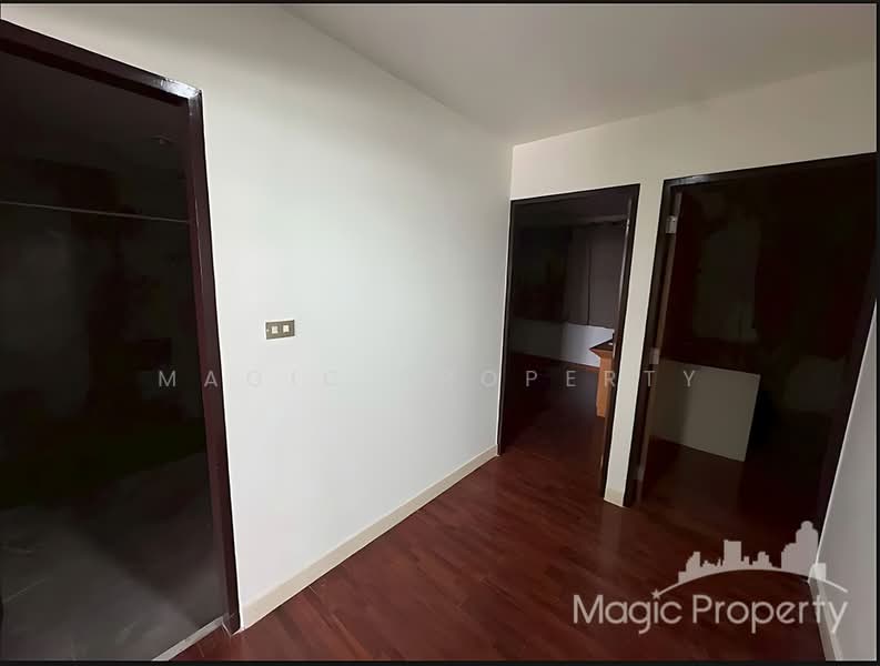 Kiarti Thanee City Mansion, Bangkok, Soi Sukhumvit 31, Khlongtoei Nua, Watthana, Bangkok, 3 Bedrooms, 188 sqm, Condo For Sale, by Magic Property, 500162807 - DDproperty.com