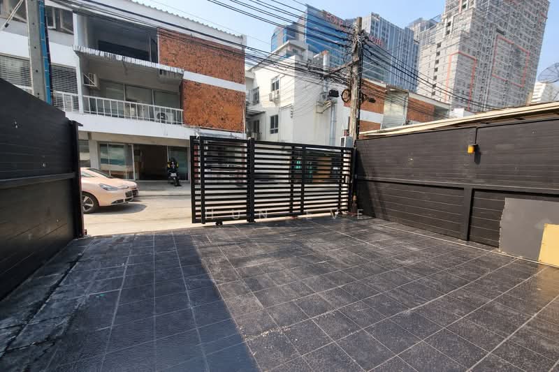 ให้เช่า โฮมออฟฟิศ สุขุมวิท 26 ใกล้ BTS พร้อมพงษ์ ( SPSEVE1736), กรุงเทพ, สุขุมวิท26, คลองตัน, คลองเตย, กรุงเทพ, 250 ตร.ม., ทาวน์เฮ้าส์ ให้เช่า, โดย Khun Eve, 500162818 - DDproperty.com