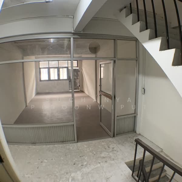 ให้เช่า - อาคารพาณิชย์ให้เช่า ซอยพหลโยธิน 34/1 สามารถทำธุรกิจได้, กรุงเทพ