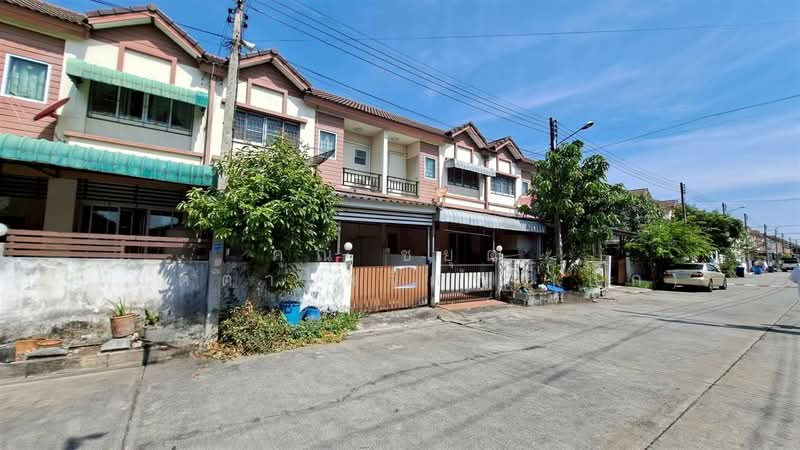 กรีนการ์เด้นโฮม ลำลูกกา คลอง8 (Green Garden Home Lum Luk ka), Pathum Thani, Lam Luk Ka, Lam Luk Ka, Pathum Thani, 2 Bedrooms, 90 sqm, Townhouse For Sale, by คุณ ชยุฒ เมตตาไพจิตร (ปั๊ก), 500162830 - DDproperty.com