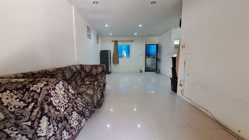 กรีนการ์เด้นโฮม ลำลูกกา คลอง8 (Green Garden Home Lum Luk ka), Pathum Thani, Lam Luk Ka, Lam Luk Ka, Pathum Thani, 2 Bedrooms, 90 sqm, Townhouse For Sale, by คุณ ชยุฒ เมตตาไพจิตร (ปั๊ก), 500162830 - DDproperty.com