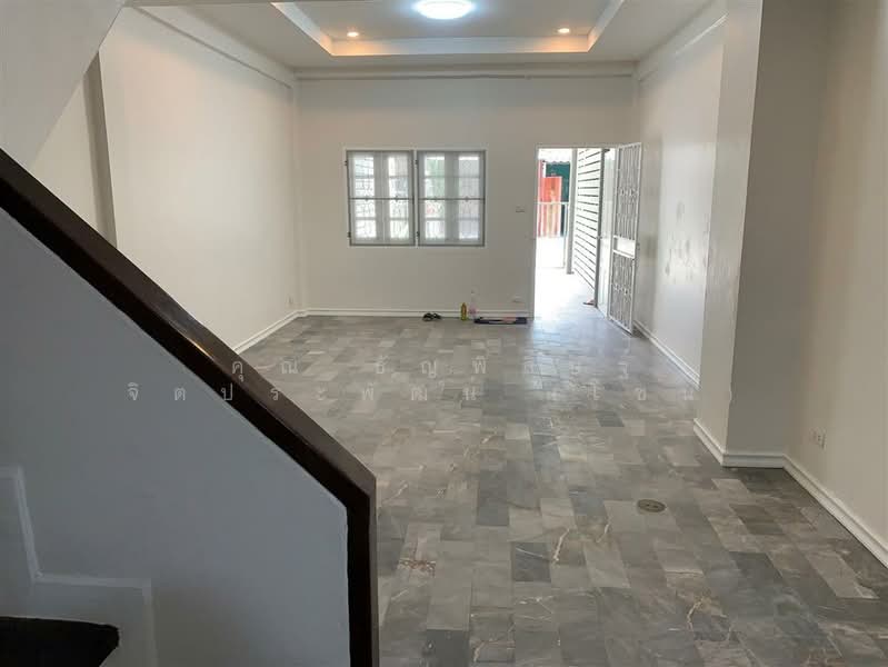 Baan Manorom 4 Leab Klong 2 : บ้านมโนรมย์ 4 เลียบคลองสอง, กรุงเทพ, ซอย เลียบคลองสอง 19, สามวาตะวันตก, คลองสามวา, กรุงเทพ, 100 ตร.ม., ทาวน์เฮ้าส์ ขาย, โดย คุณ ธัญพิสิษฐ์ จิตประพัฒน์ (โซน), 500162902 - DDproperty.com